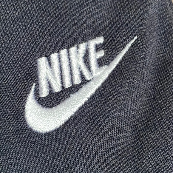 Nike - Women’s Sweatpants - Picture 3 of 5